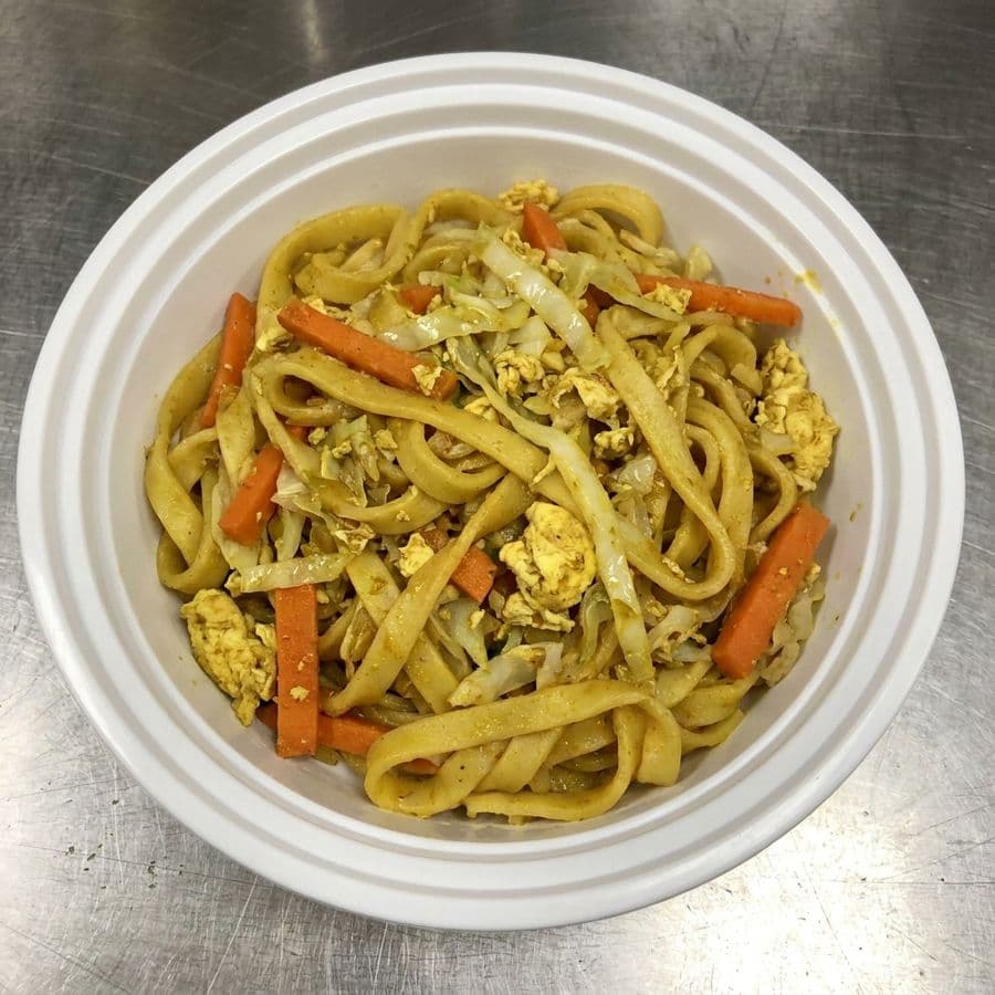 Vegetable Pad Sen with Curry