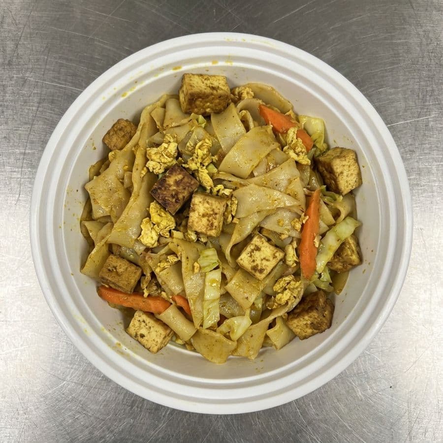 Tofu Pad Sen with Curry