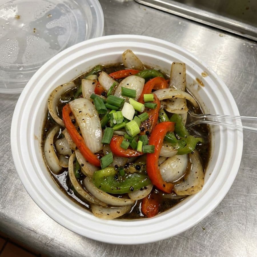 Stir Fried Vegetable with Black Peppers