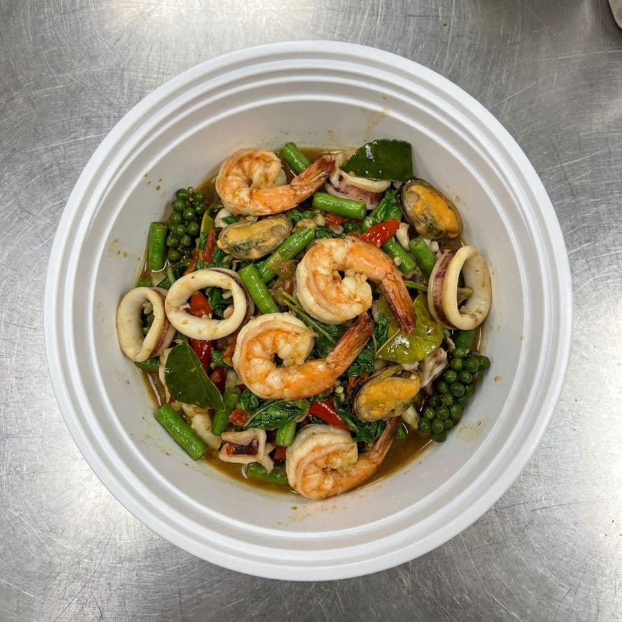 Seafood Pad Cha